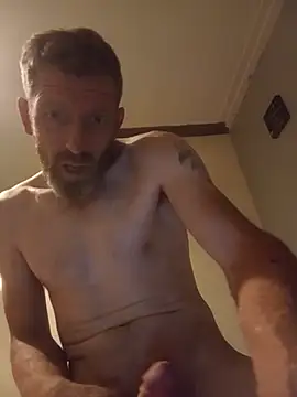 Bigdxxx11x live cam