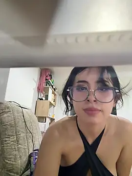 Vi_anayaa live sex cam