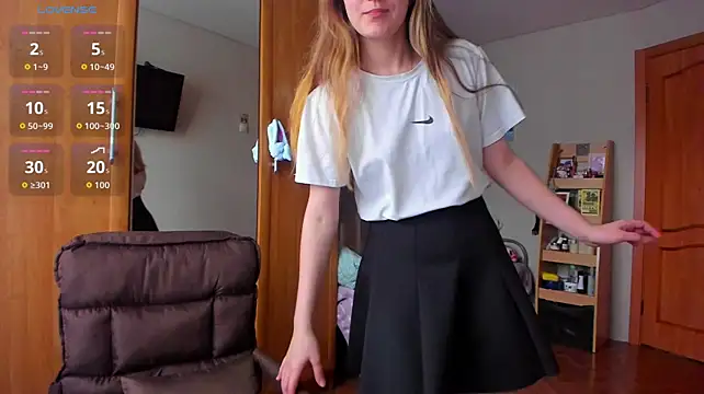 Tiny_Kiss