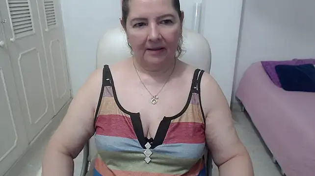 leonela_69