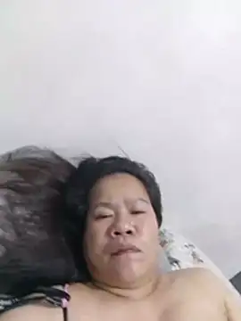 AsianbouncieGIRL