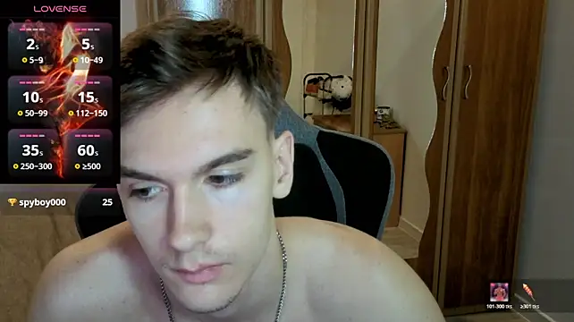 BradyFlint's live cam