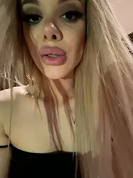 AlyssaFoxx_