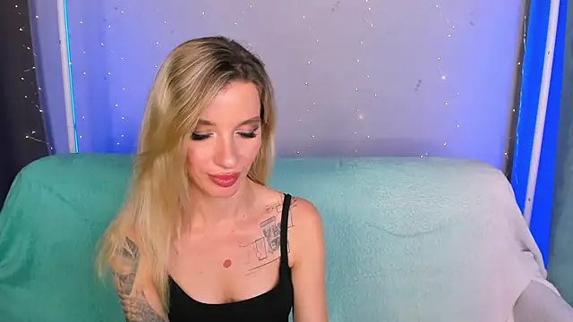 AlinaLovelyX