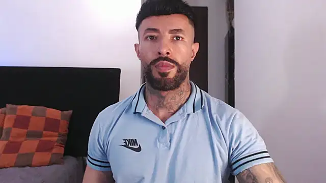andrea_de_lucaa