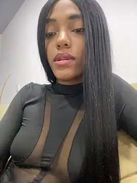 _Brunette_hotXXX