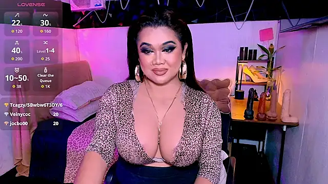 asiankatyhuge