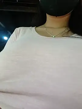 Nikky_NK live cam on StripChat