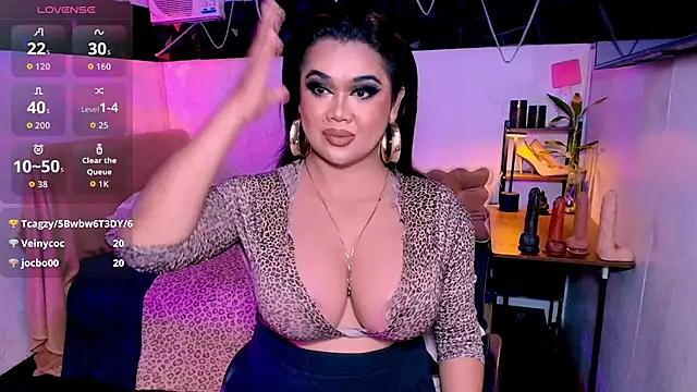 Model: asiankatyhuge