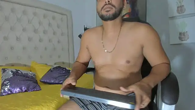 luis_23hot