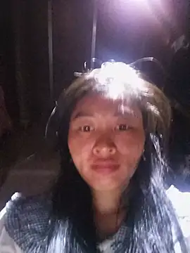 Hily_wet live cam on StripChat