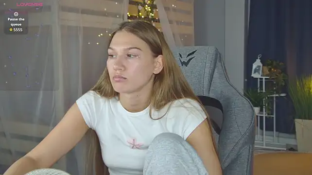 Sweet_Emilya live cam preview