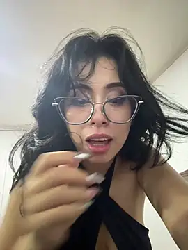 Vi_anayaa live sex cam