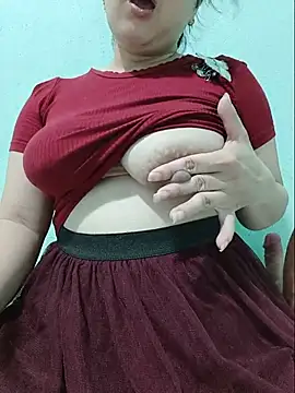 Shine_Mai