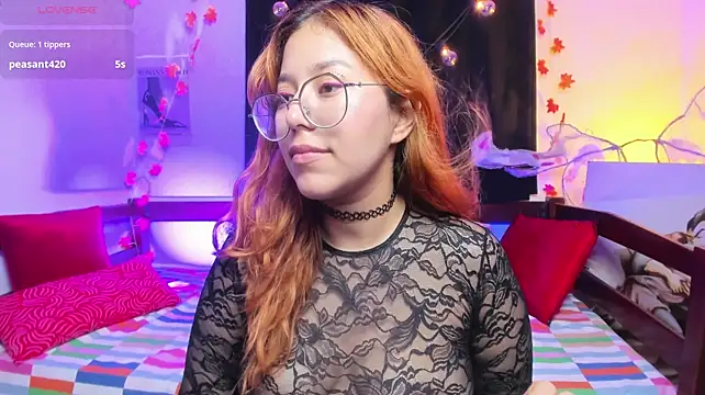 Juless_x live cam on StripChat