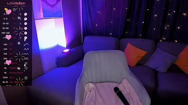deboramoore live cam on StripChat