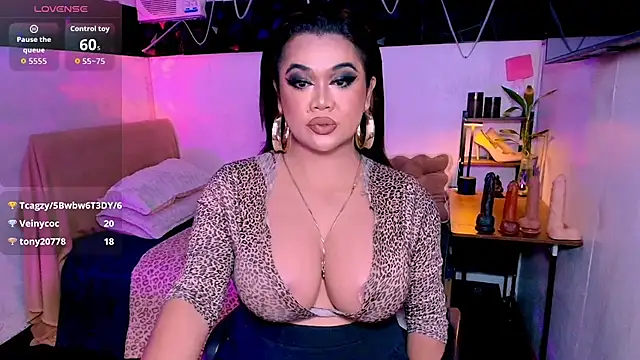 asiankatyhuge