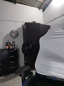 karly_hot_
