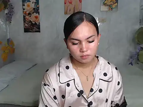 ur_asiankat