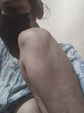 hot_taara