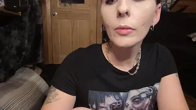 TeenyDoll