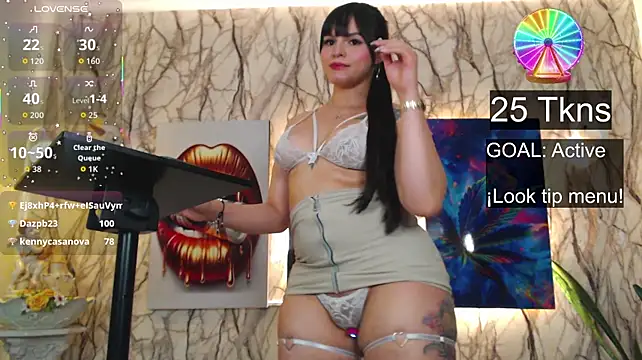 EmiTranny live cam preview