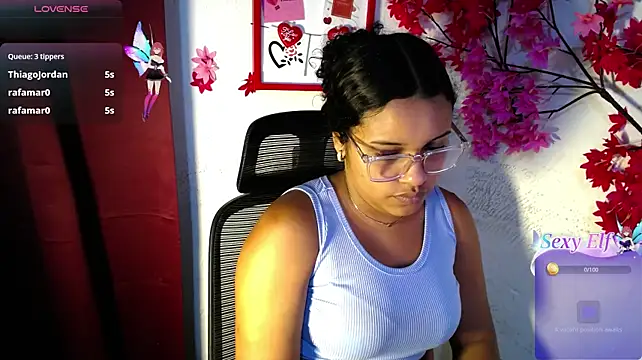 chleo_rosse live cam on StripChat