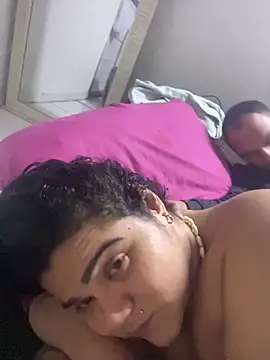 MorenaCariok live cam on StripChat