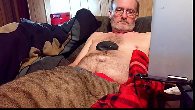 snickers1 (M grandpa) - to jerk off