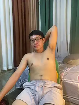 xshyboyx live cam on StripChat