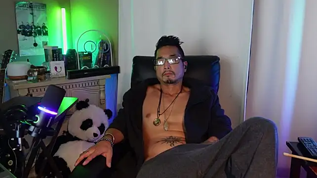 ghost11_11 (Ask my age) - Get on knees and Show off Tongue