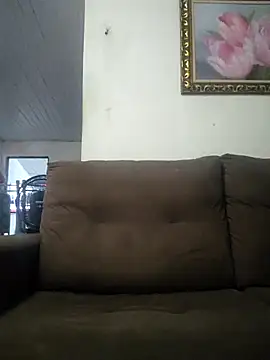 kovauski00 live cam on StripChat