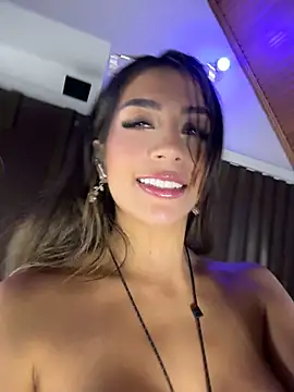 Atenea_cute21's live cam