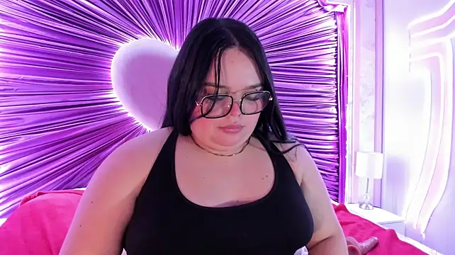 Lushi_Love live cam preview