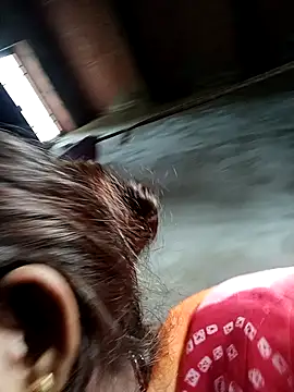 Maya_mohni live cam preview