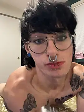 GothSadist live sex cam