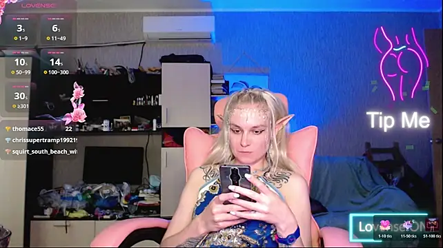 mischellemeow13 (F milf) - boobs naked