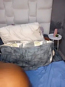 sexyassqueenx (F young) - Domi in the Ass