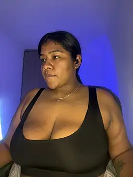 paola091 live cam
