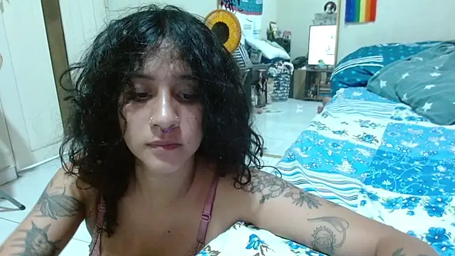 AlinaWoolf_