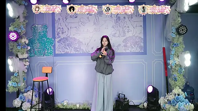 wd-girl001 (Ask my age) - 单人性感影子舞+热饮一杯