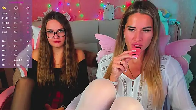 hotty_girls_here