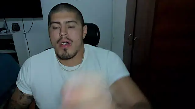 Baltazar_Dupont live cam on StripChat