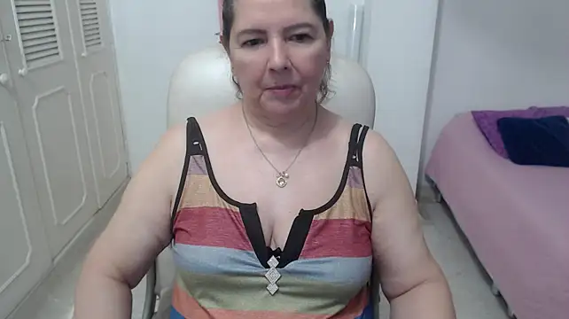 leonela_69