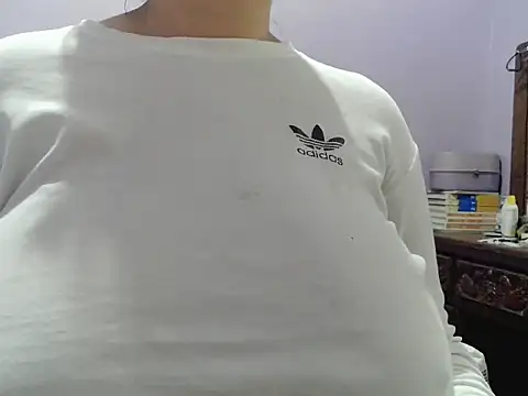 Frreeya_Bigboobs