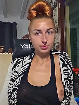 kylie_blck (F young) - Countdown+ShowTits+Tonge+1SurpriseVideo