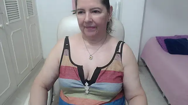 leonela_69