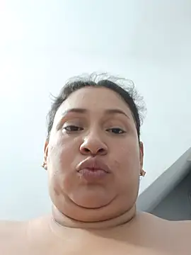 Hot_bella12