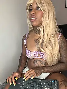 Pauline_Fox