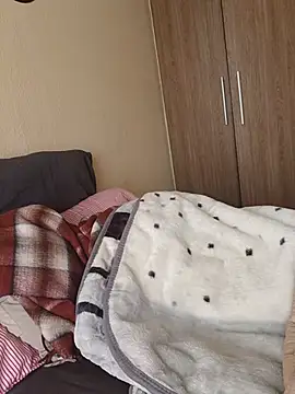 Tall_Bella